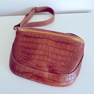 ✨CLARE V.✨Cuoio Autumn Croco Fanny Pack